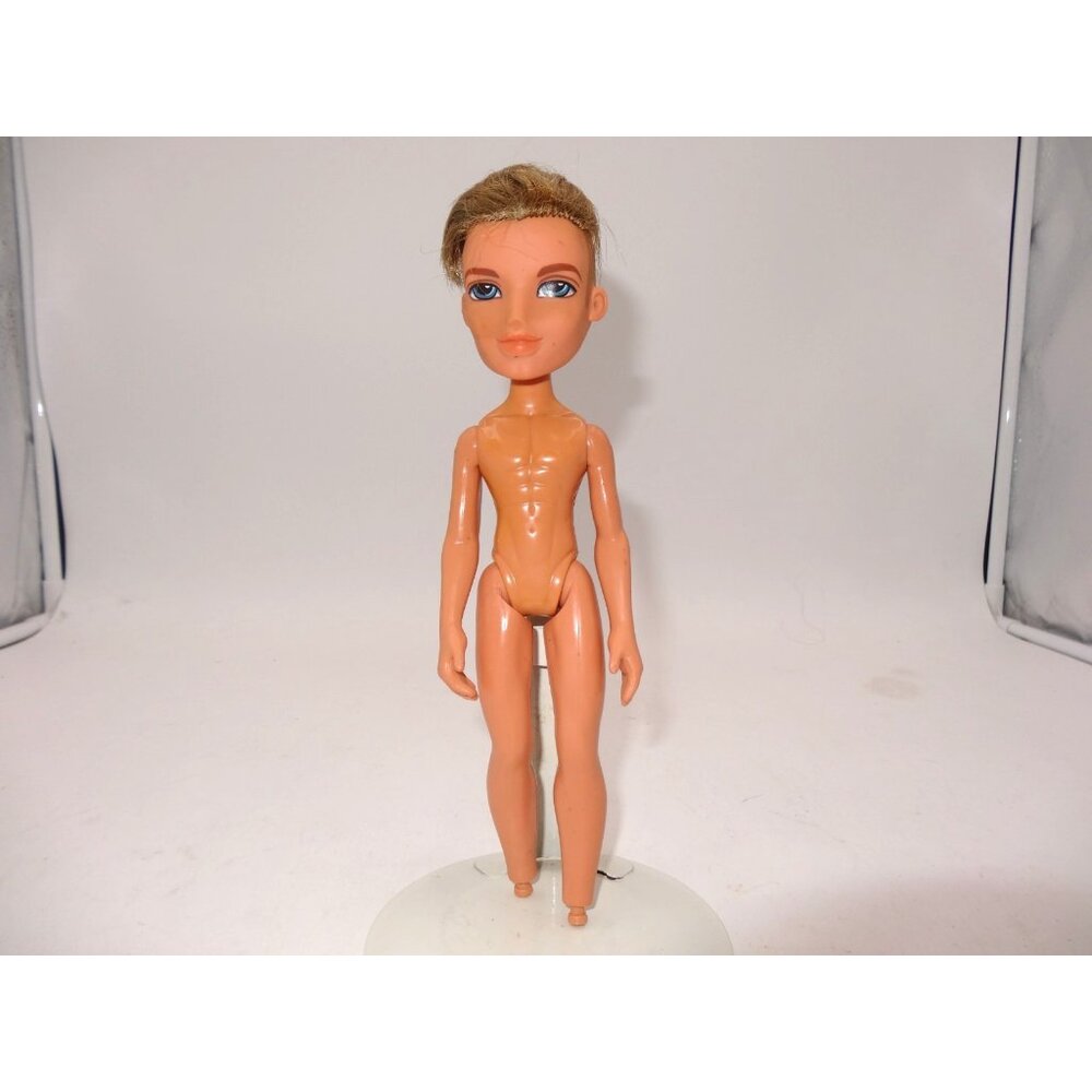 Bratz Boyz MGA 2002 Cameron Collectible Fashion‎ Doll Stamped on Neck and Back